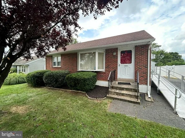 132 N 41st St, Allentown, PA 18104