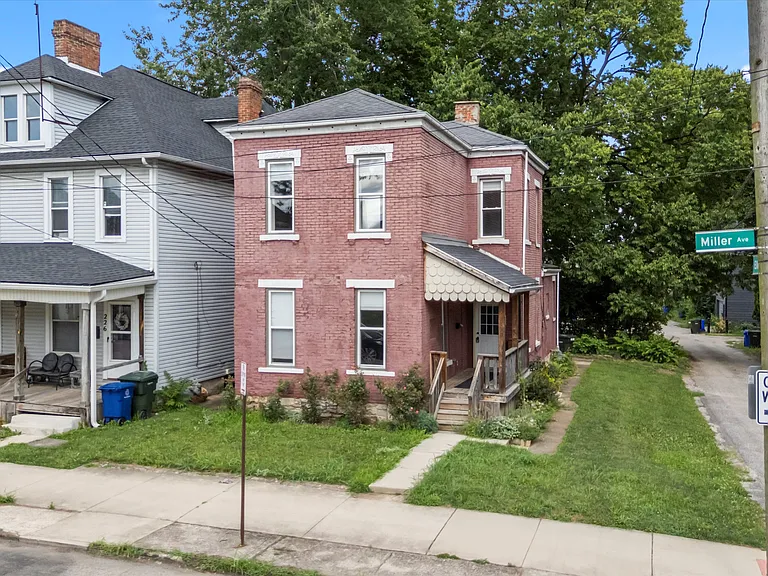 228 Miller Ave — Photo 2