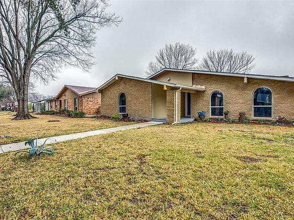 4th image of 2809 Emberwood Dr