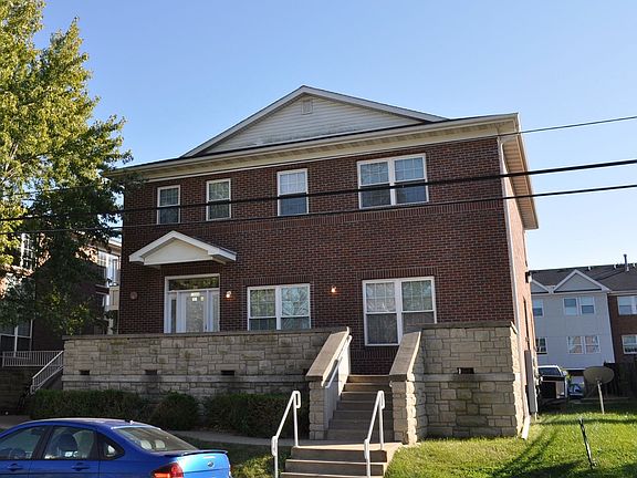 3rd image of 1308 Rosemary Ln APT 201