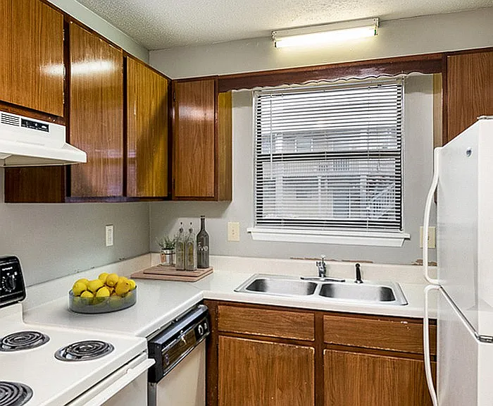 Kitchen (1)