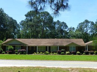 270 Oak Cliff St, Baxley, GA 31513