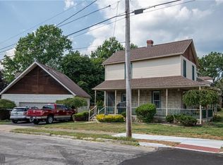 1095 Hall Ave, Sharon, PA 16146