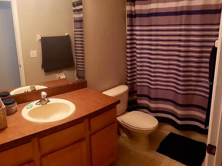 712 Brayton Ln — Photo 7