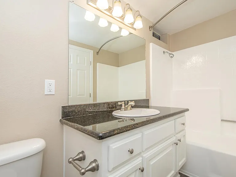 Mosaic Apartment Homes — Photo 46