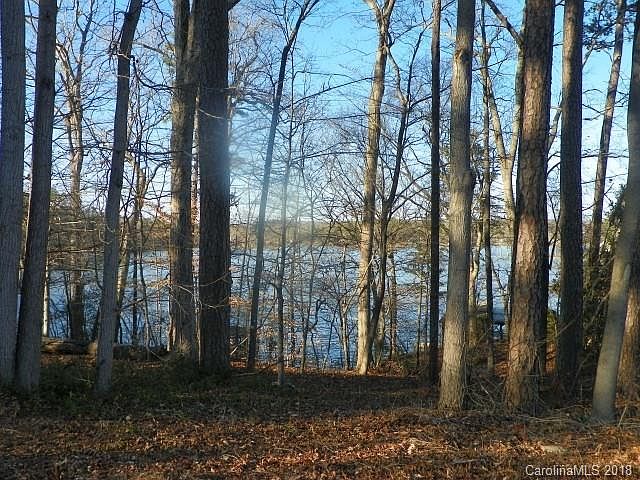 1st image of 984 Pinehaven Dr #161