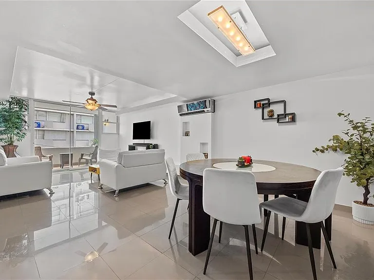 14 Calle Marseilles #3D — Photo 7