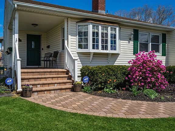 2nd image of 60 Norman Dr