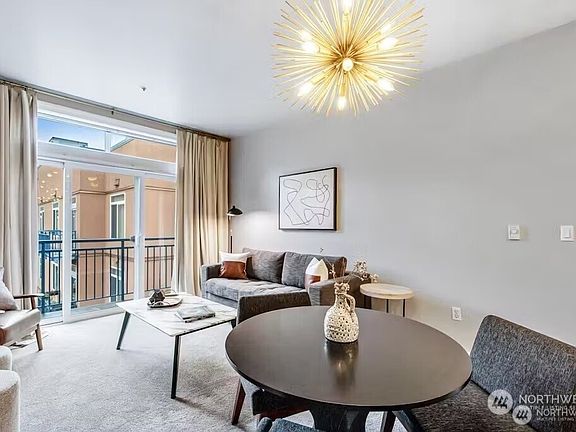 5th image of 2414 1st Avenue #703