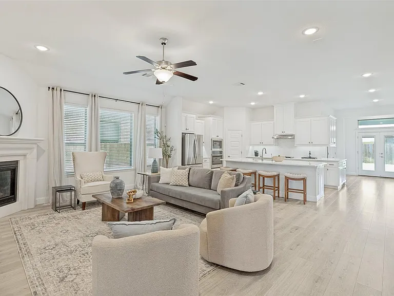 5304 Babcock Rd — Photo 8