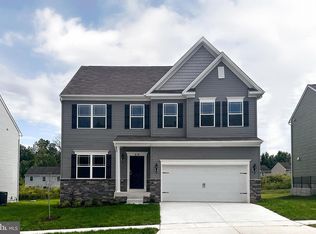 60 Chase Cir, Elkton, MD 21921