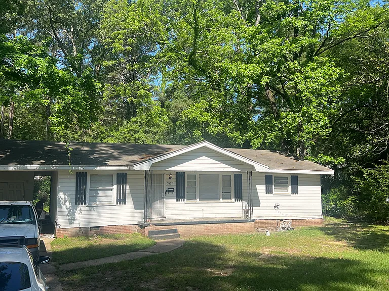 3133 Monticello Dr — Photo 1
