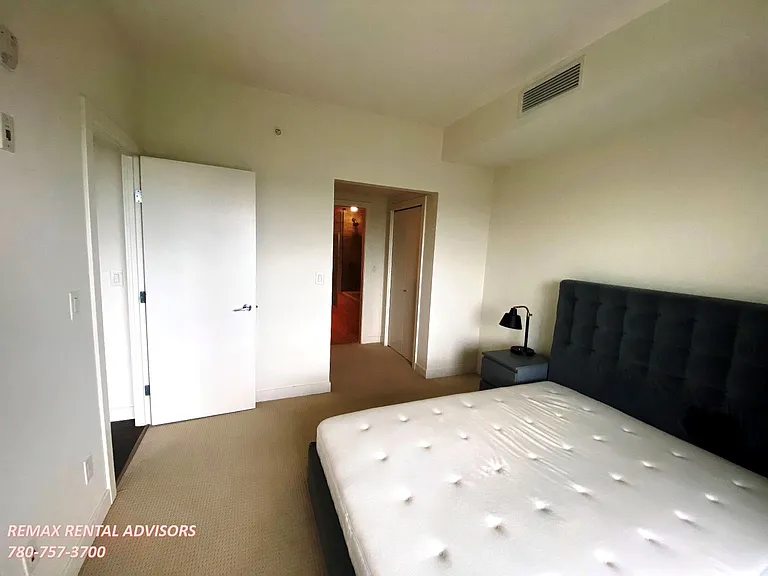 2504 109th St NW #304 — Photo 12