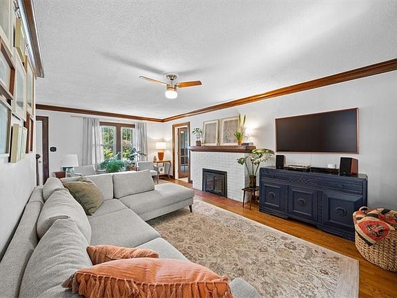 4th image of 7646 Walnut St