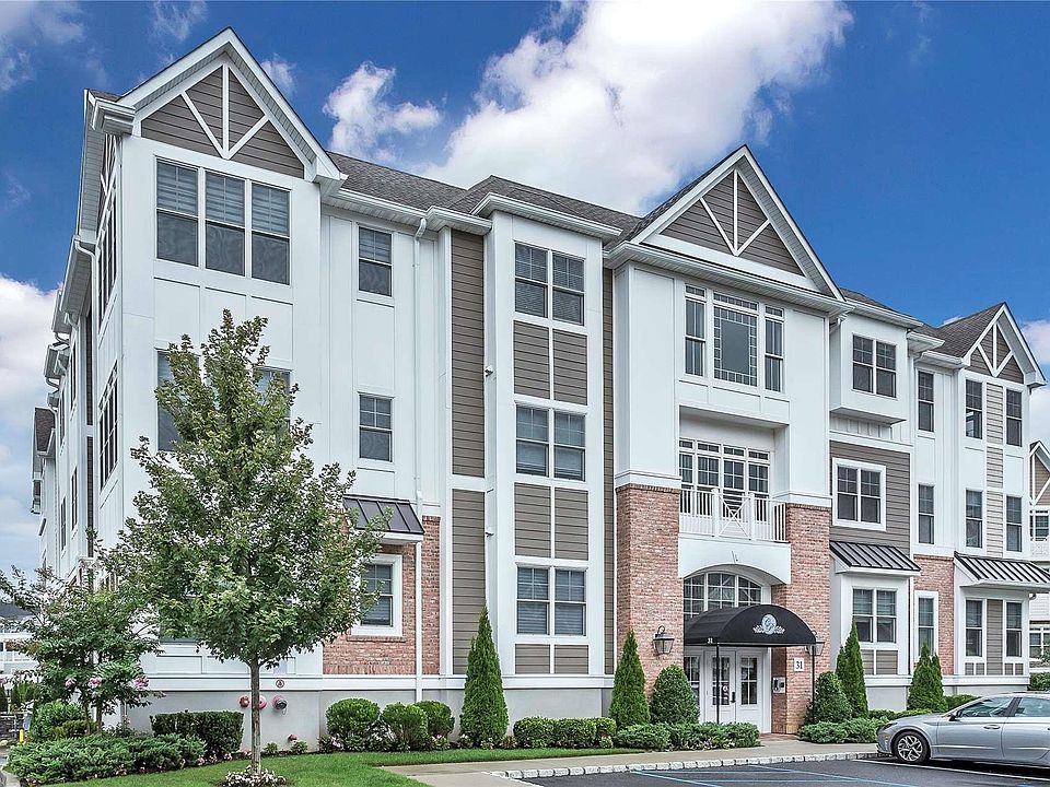 1st image of 31202 Spruce Pond Circle #202