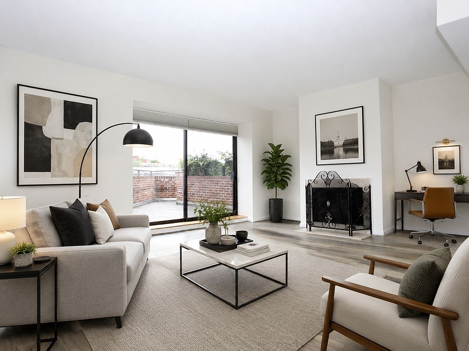1st image of 1015 33rd St NW APT 814