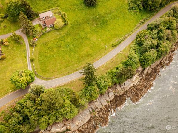 2383 W Shore Drive, Lummi Island, WA 98262