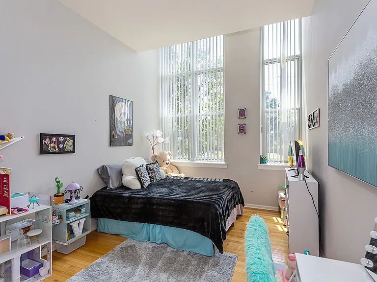 262 Main St #203 — Photo 18