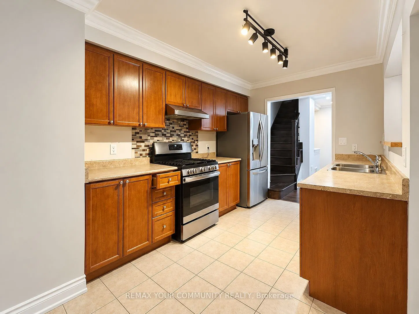 3 bed, $3,100 — Photo 3