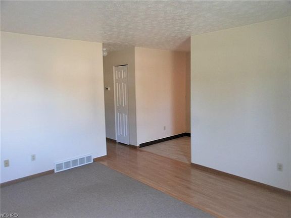 4th image of 1406 Osage Ave