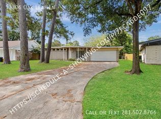 13306 Oak Leaf Ln, Houston, TX 77015