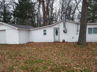 4779 Edgewood Dr, Harrison, MI 48625