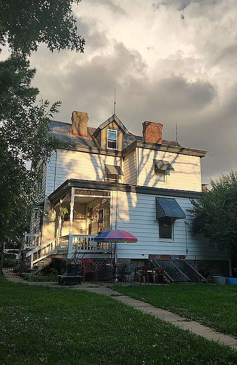 2nd image of 3513 Cheviot Ave