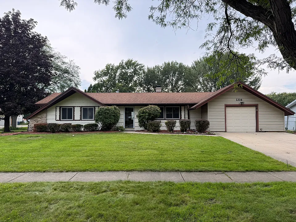 1316 Norwell Ln