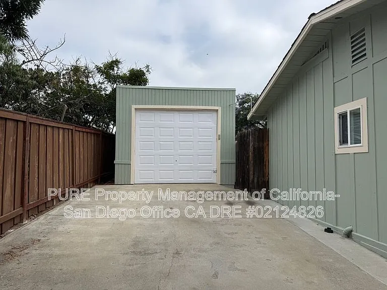 3053 B St — Photo 2