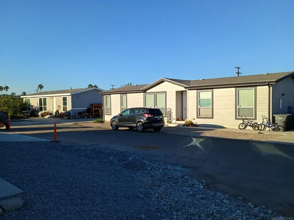 1040 Gillespie Dr, Spring Valley, CA 91977