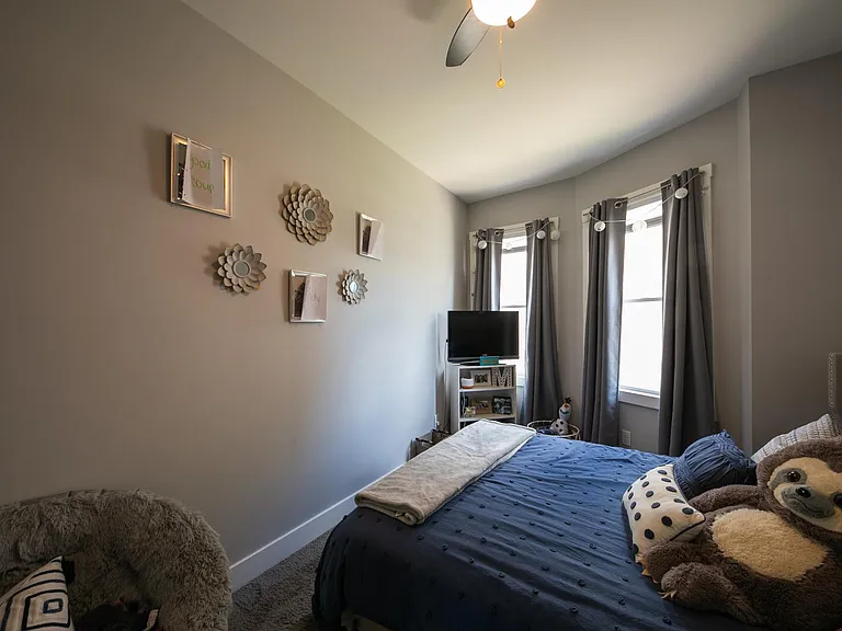 Bedroom #1