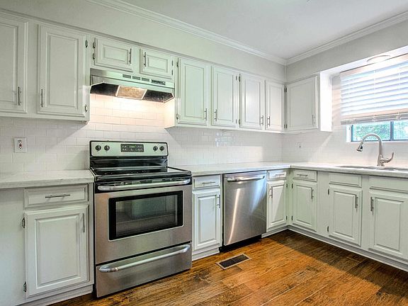 4th image of 2824 Foxcroft Rd APT 63