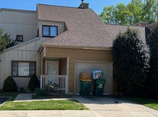 23 Chiswick Dr, Lindenwold, NJ 08021