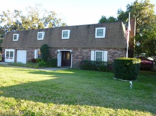 10916 Memory Ln, Tavares, FL 32778