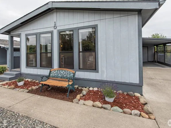 325 N 5th Ave #10, Sequim, WA 98382