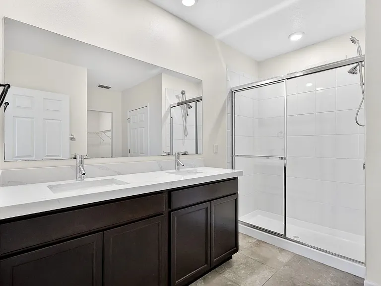 393 SW Tarra Ave — Photo 20