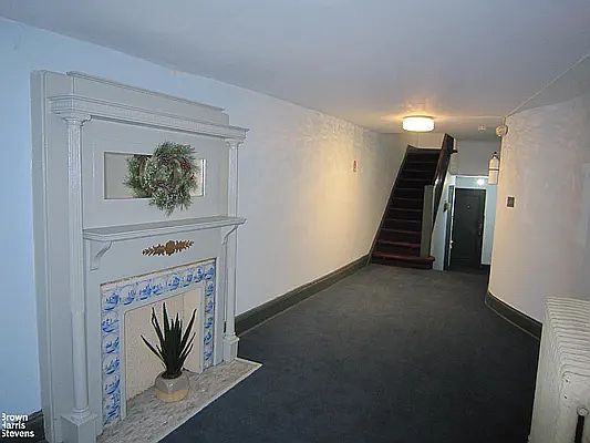 5th image of 151 Columbia Hts