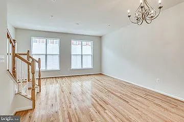 612 Totten Pl NE — Photo 9