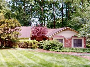 4920 Carmel Club Dr, Charlotte, NC 28226