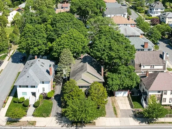 303 Washington St, Winchester, MA 01890