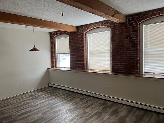 2nd image of 402 River St APT 1D