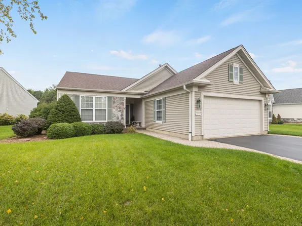 13050 Crestview Dr, Huntley, IL 60142