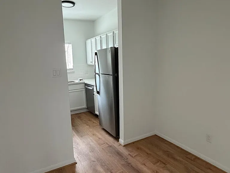 2323 Fairwind Rd #105 — Photo 14