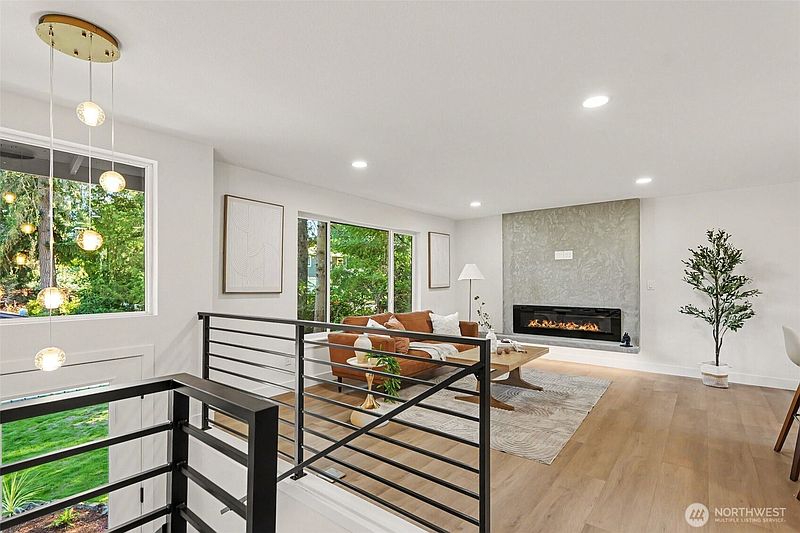 4th image of 7245 E Taylor Street
