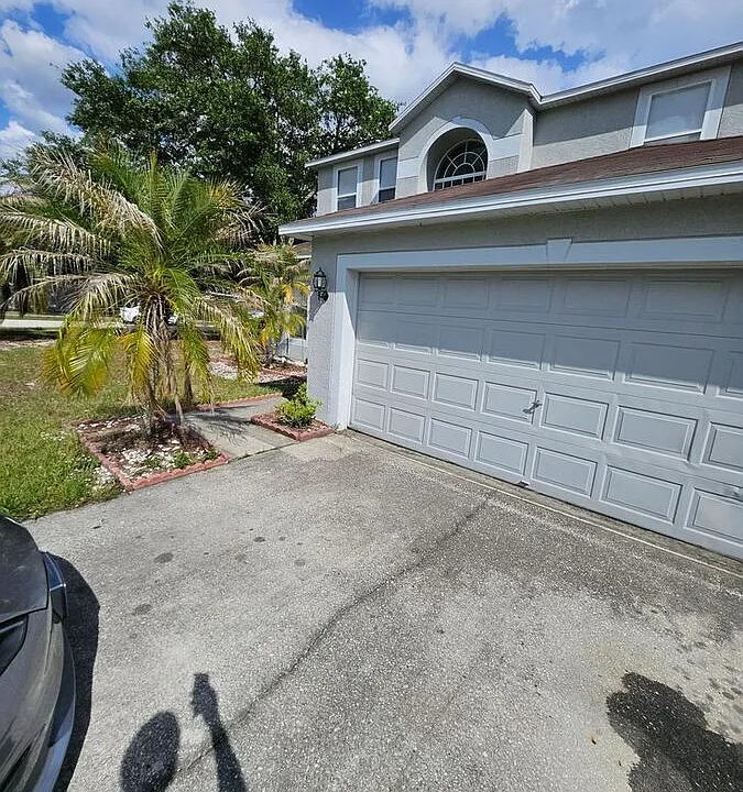4453 Horseshoe Pick Ln