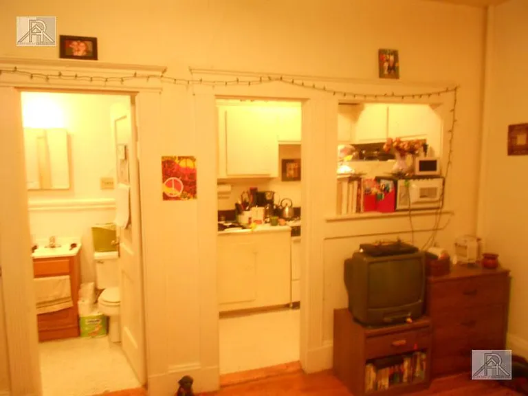 1334 Commonwealth Ave #11 — Photo 4