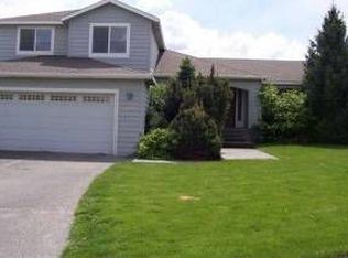 3001 Sonoran Dr, Richland, WA 99354