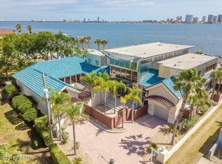 11 Sandusky Rd, Daytona Beach, FL 32119