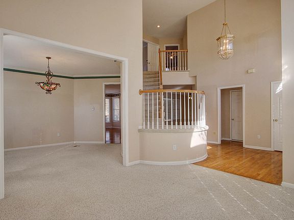 4th image of 5804 W 147th St