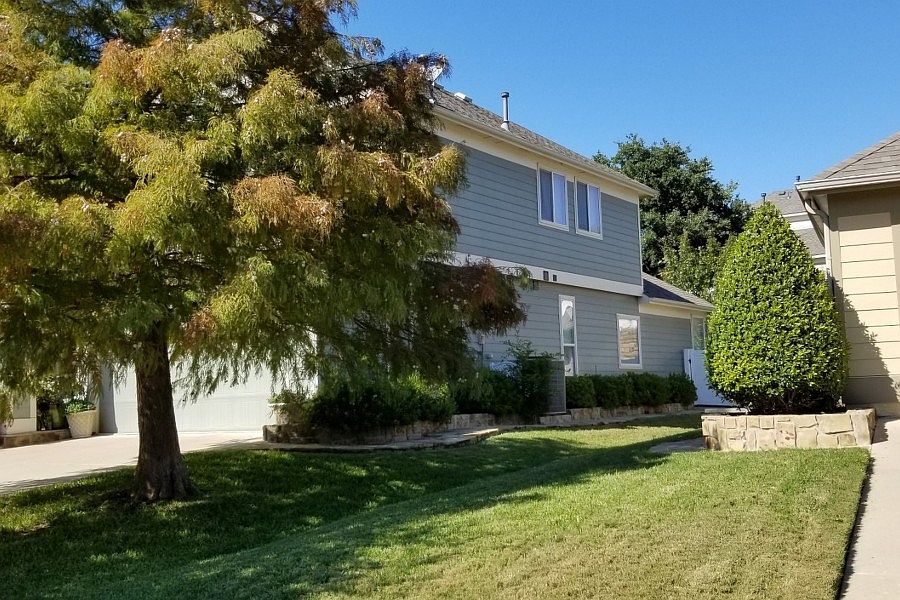 2nd image of 5001 Nash Ln